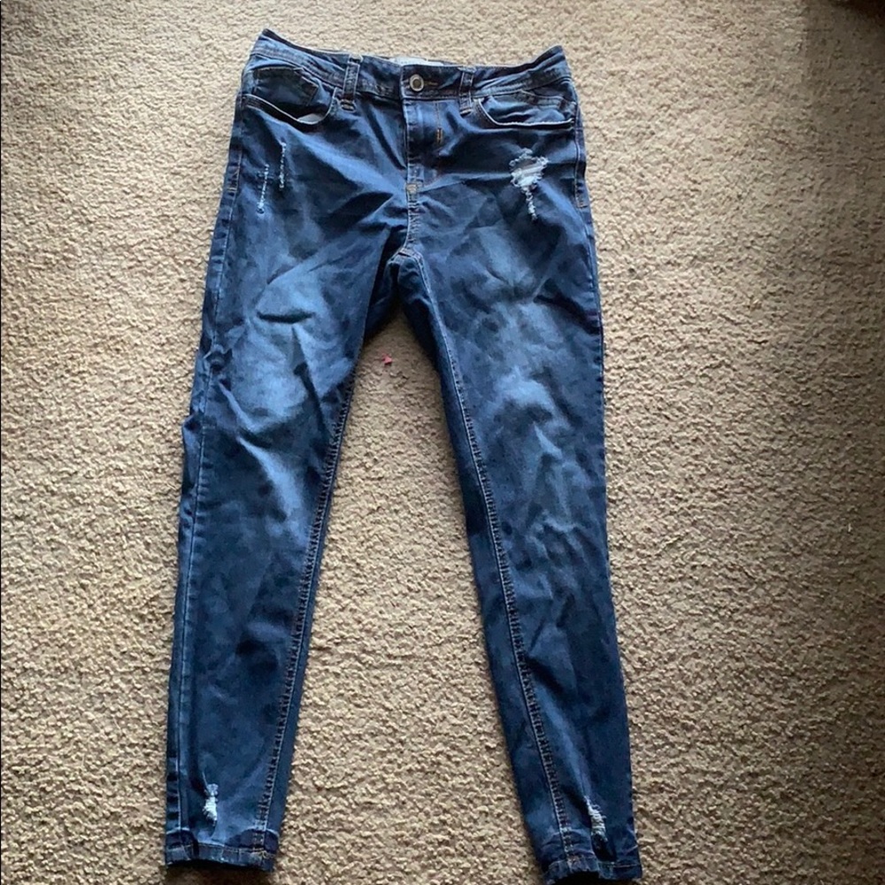 Blue skinny jeans